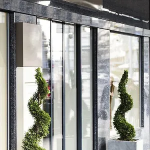 https://savoy-geneva.genevahotels4all.com